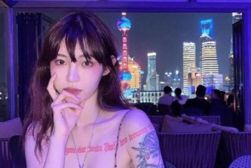 抖音女博主吃瓜视频下载,一场视觉盛宴背后的下载攻略